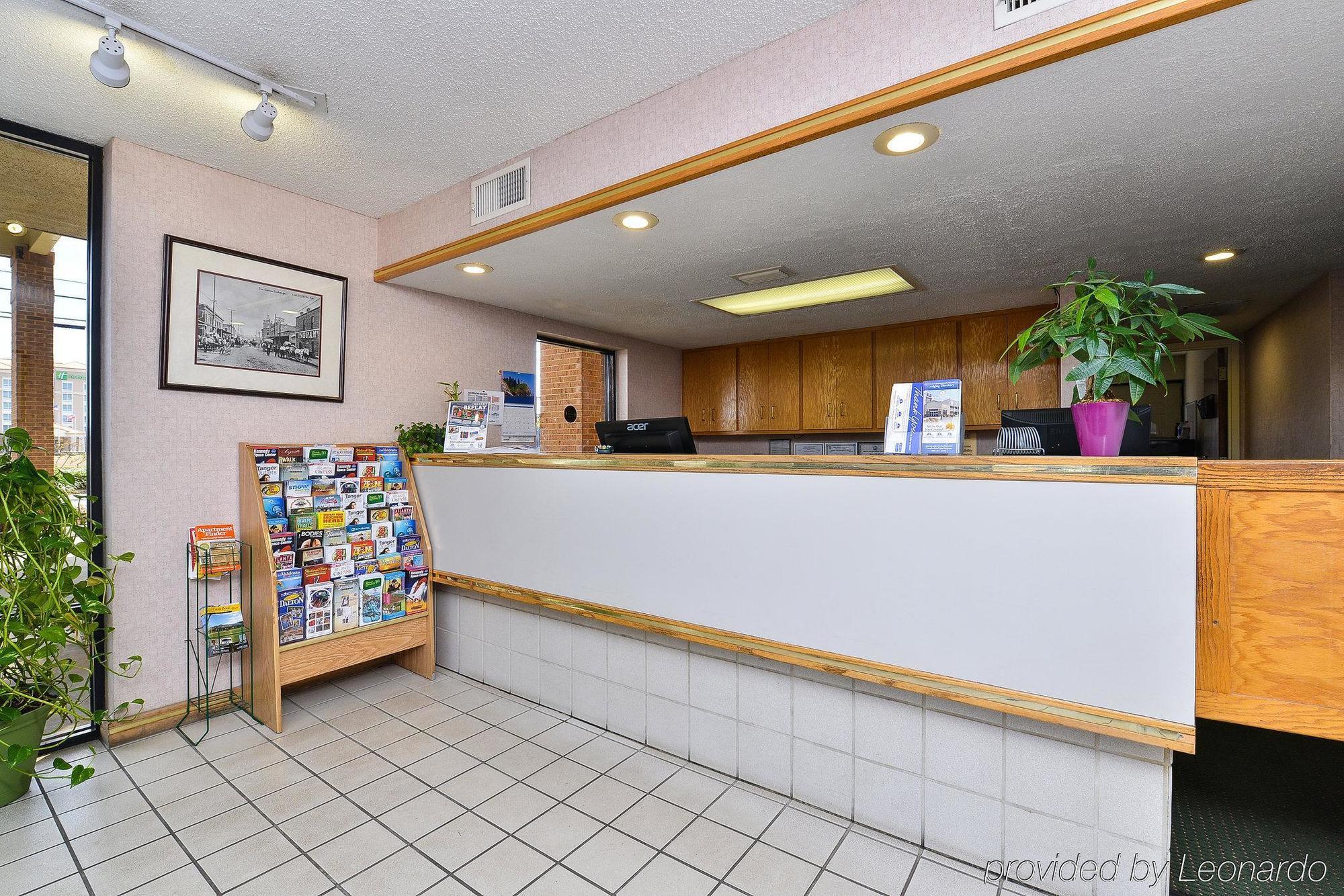 Super Value Inn バルドスタ エクステリア 写真