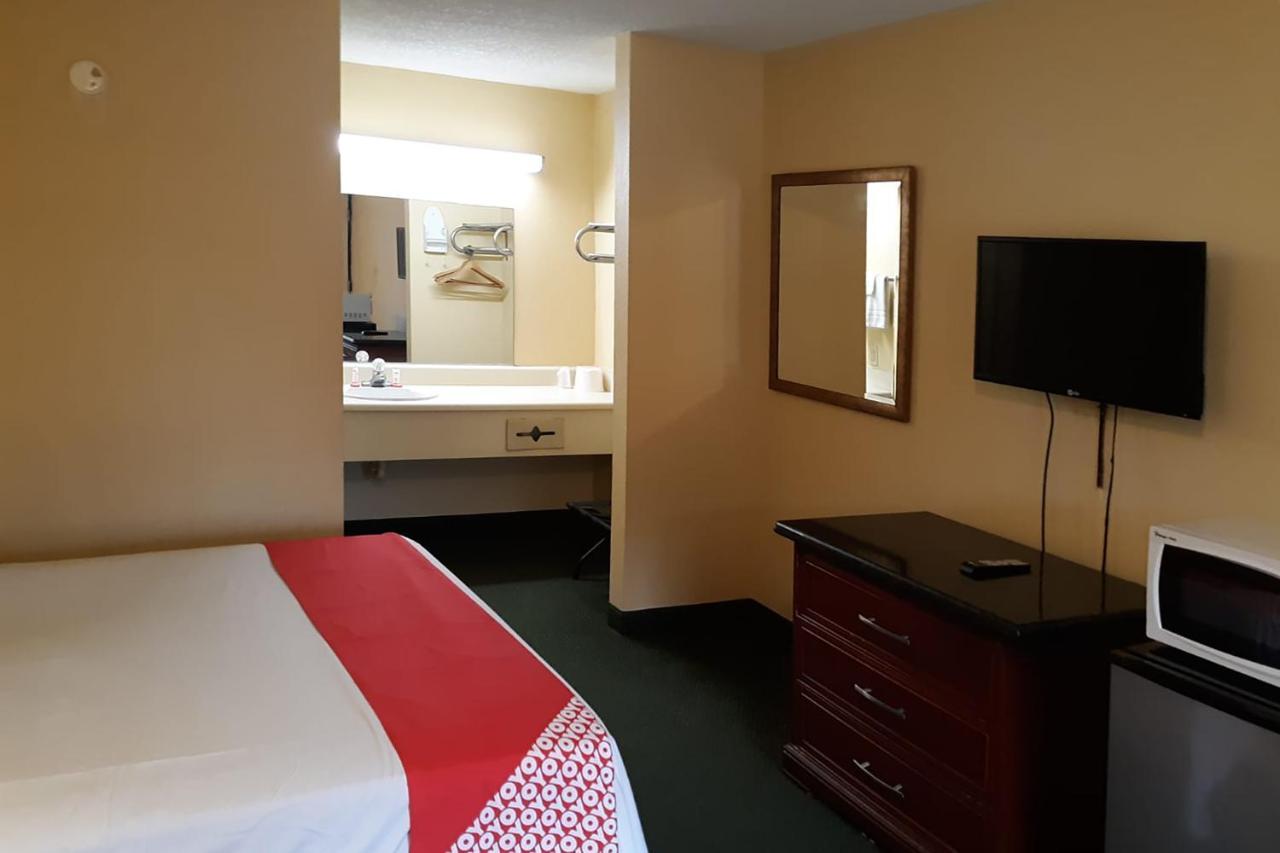 Super Value Inn バルドスタ エクステリア 写真