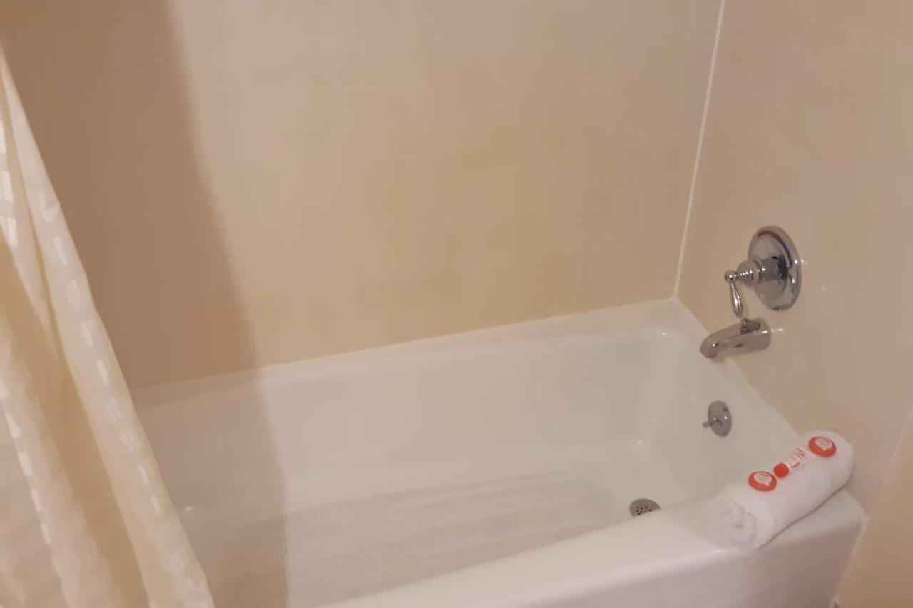 Super Value Inn バルドスタ エクステリア 写真